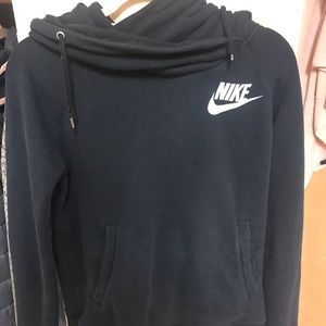Nike pullover